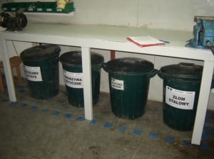 5S systematyka - oznakowanie pojemników na odpady